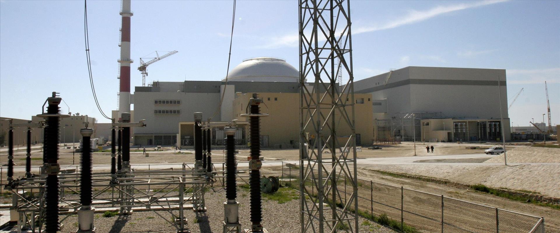 כור גרעיני בבושהר, איראן