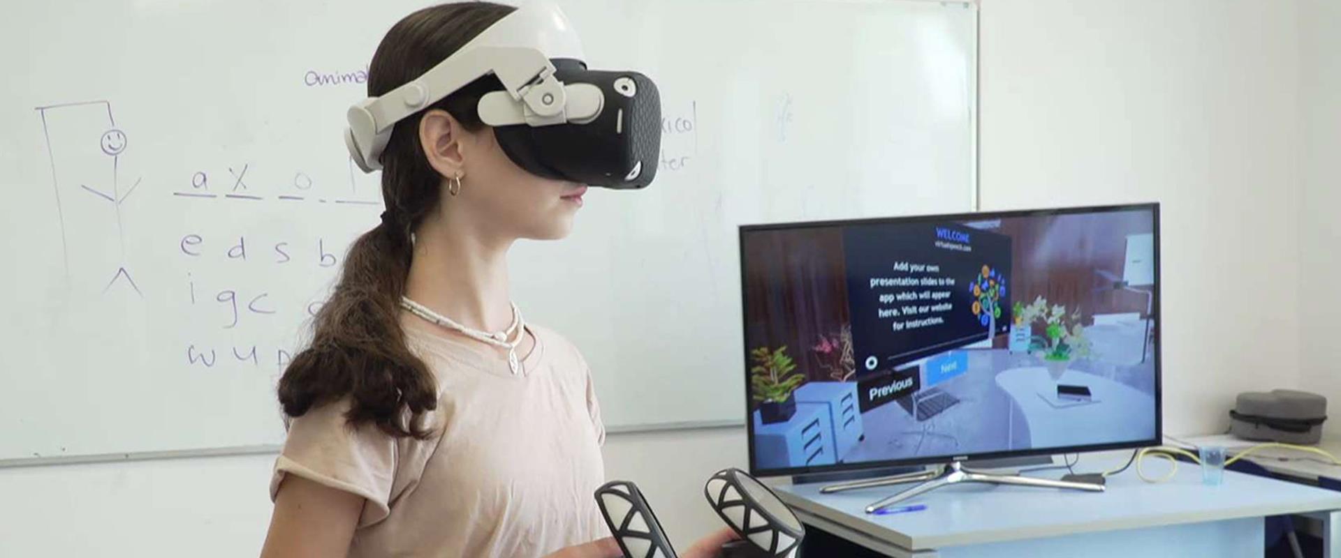 משקפי VR ובינה מלאכותית: הטכנולוגיה שמנסה לסייע למ