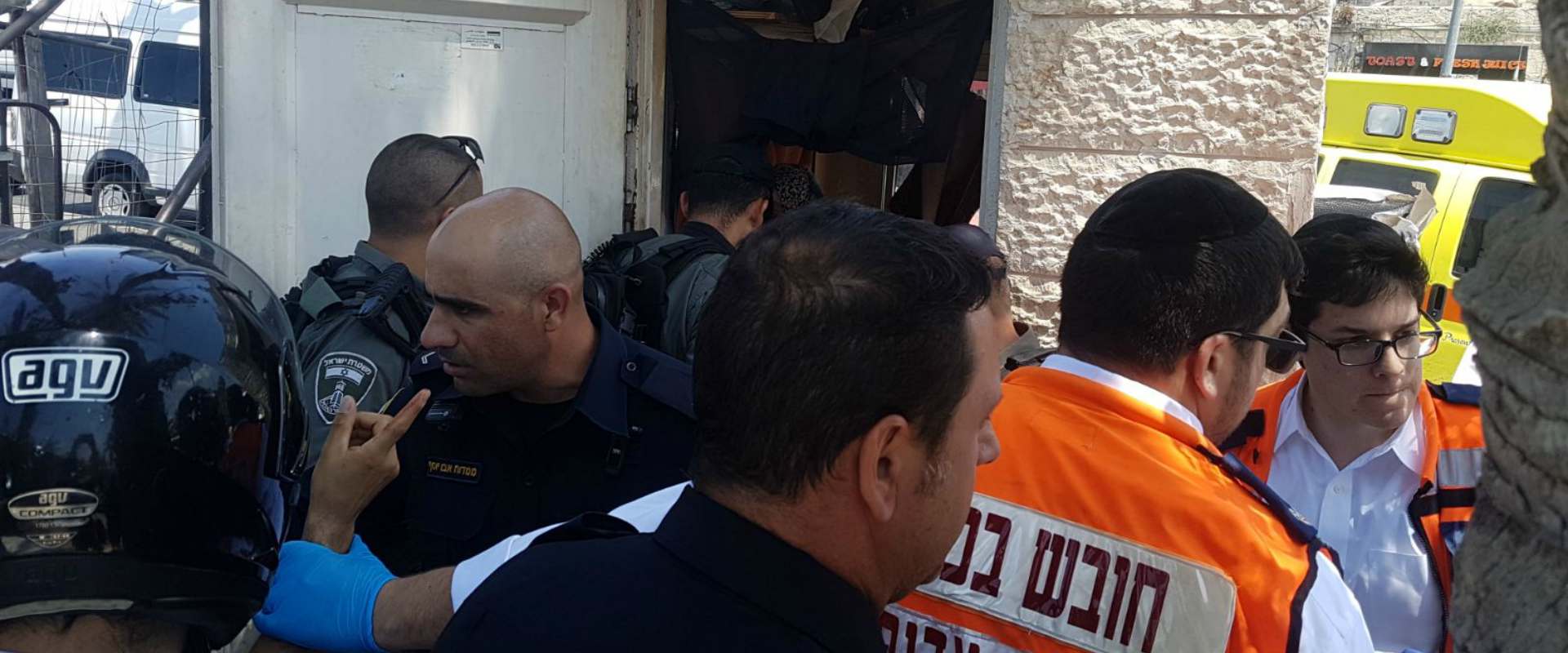 פיגוע דקירה בירושלים: אדם נפצע קל, המחבלת נעצרה | כאן
