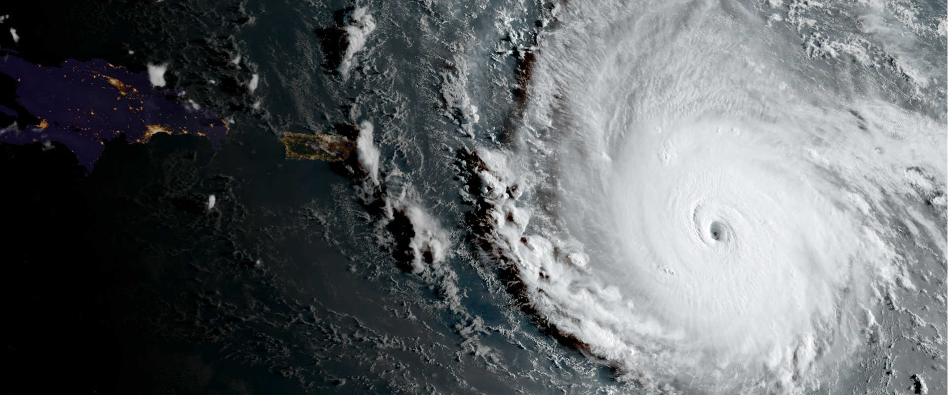 הוריקן אירמה מעל האוקיאנוס האטלנטי