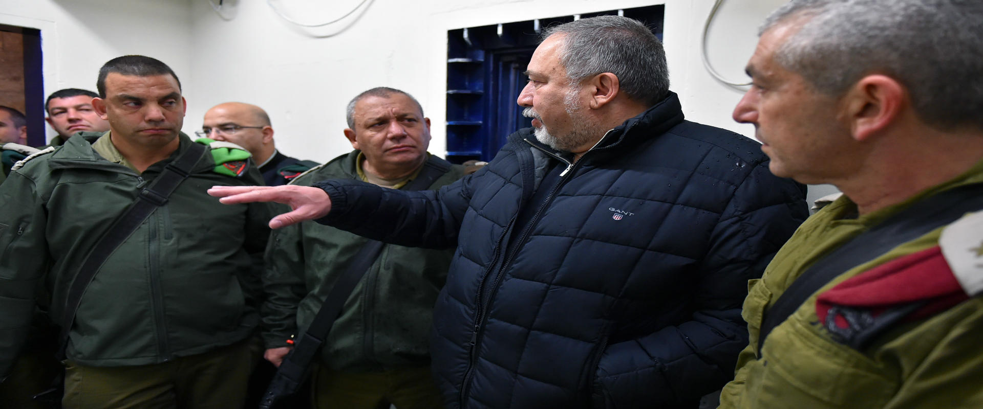 שר הביטחון אביגדור ליברמן בסיור בחברון